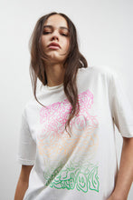 Load image into Gallery viewer, Ichi Runela print t shirt Cloud Dancer
