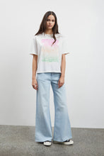 Load image into Gallery viewer, Ichi Runela print t shirt Cloud Dancer
