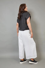 Load image into Gallery viewer, Eb &amp; Ive Studio tie front linen shirt Ebony
