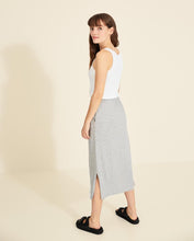 Load image into Gallery viewer, Yerse Slub cotton jersey midi skirt in Melange Grey

