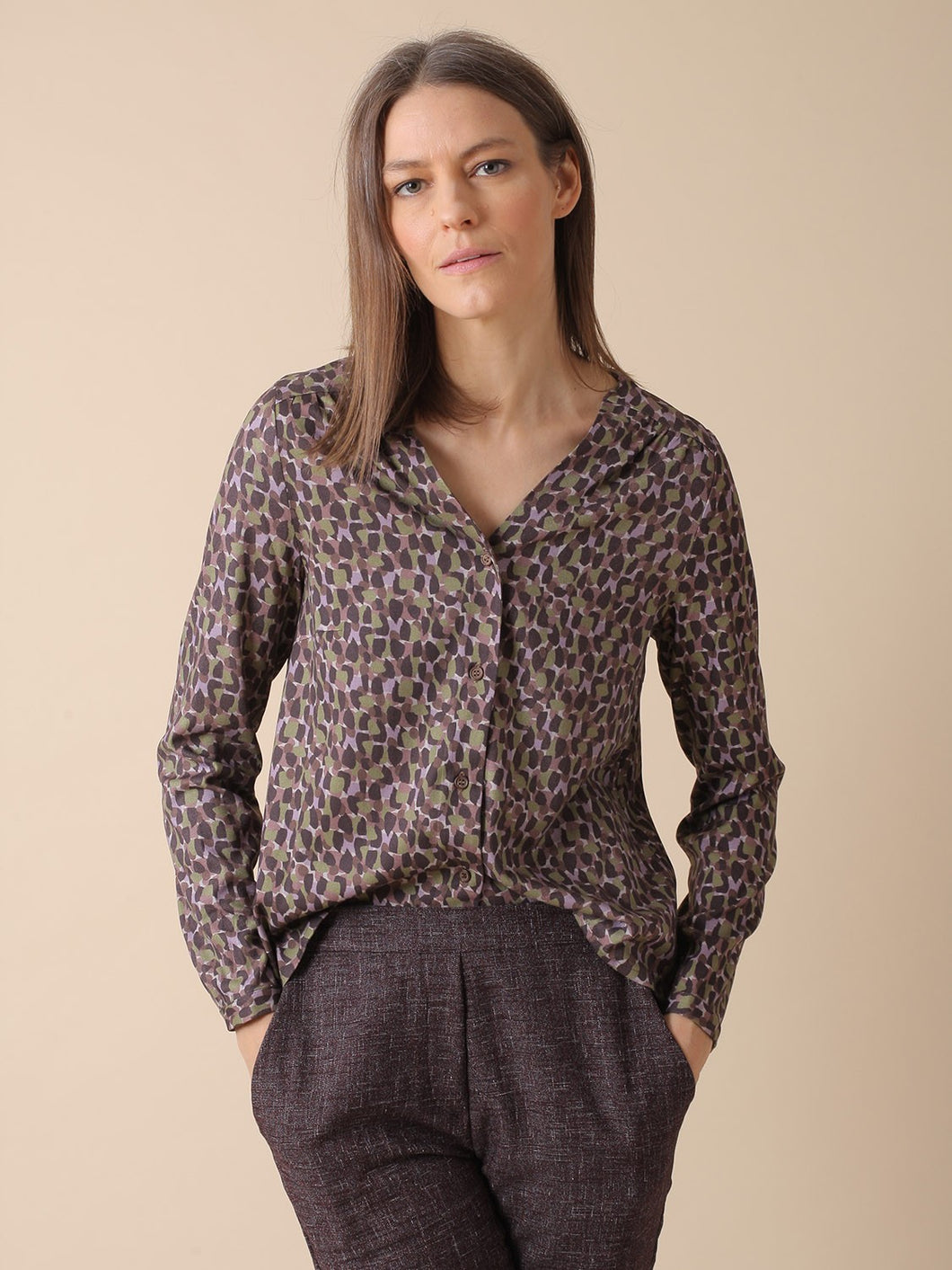 Indi & Cold Abstract smudge spots print shirt in Olive