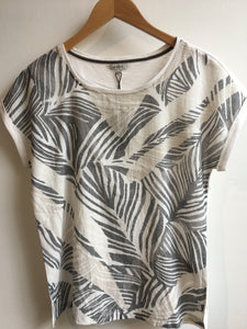 Sandwich Botanical print t-shirt in Anthracite - CW CW 