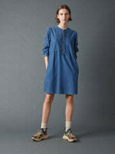 Load image into Gallery viewer, Indi &amp; Cold Marie Pinspot lyocell print dress in Indigo
