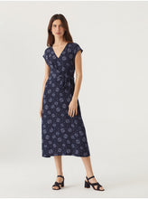 Load image into Gallery viewer, Nice Things Balance print tied waist dress Navy
