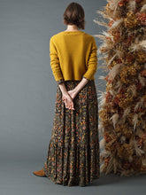 Load image into Gallery viewer, Indi &amp; Cold cropped knit in Mustard
