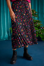 Load image into Gallery viewer, Seasalt Heatherbank pleated skirt Fairy Light Spot Onyx
