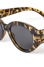 Load image into Gallery viewer, Part Two Belanda sunglasses in Tortoiseshell - CW CW 
