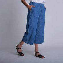 Load image into Gallery viewer, Bibico Carrie Wide Leg culottes Denim
