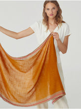 Load image into Gallery viewer, Nice things Contrast edges scarf in Orange - CW CW 
