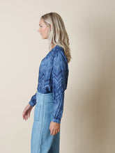 Load image into Gallery viewer, Indi &amp; Cold Tie dye effect print blouse in Indigo - CW CW 
