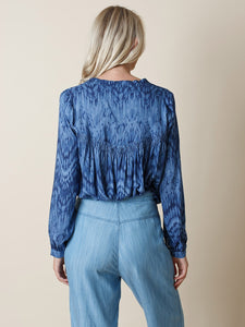 Indi & Cold Tie dye effect print blouse in Indigo - CW CW 