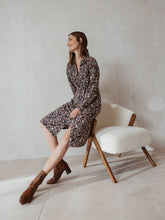 Load image into Gallery viewer, Indi &amp; Cold Retro inspired shirt dress Azul
