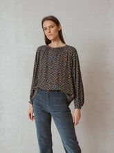Load image into Gallery viewer, Indi &amp; Cold floral mini brushstroke blouse Ocean
